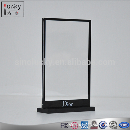 Manufacturer Acrylic sign holders